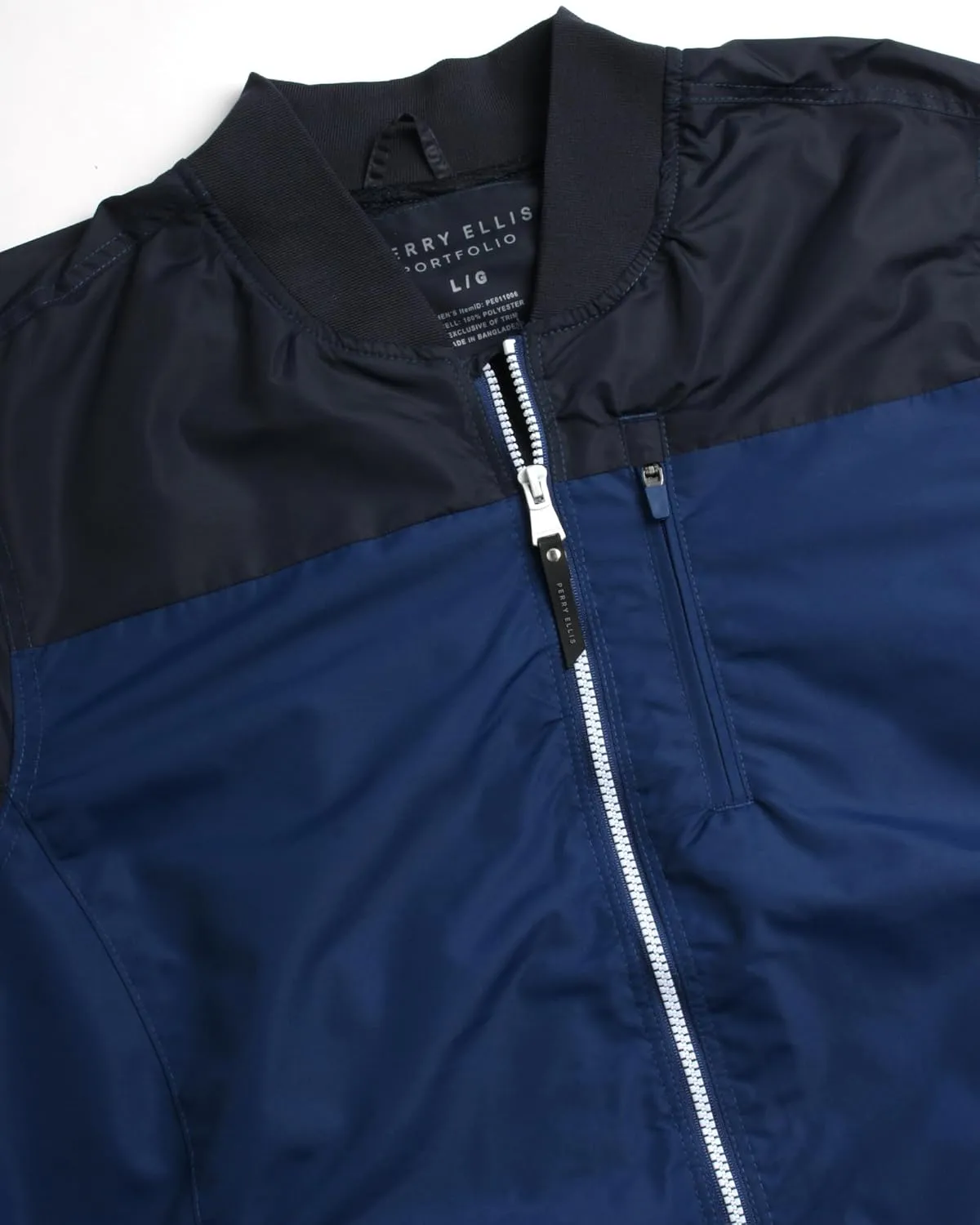Perry Ellis Men's Jacket - Lightweight Windbreaker - Zip Spring Golf Jacket - Water Resistant Bomber Jacket for Men (S-XXL)